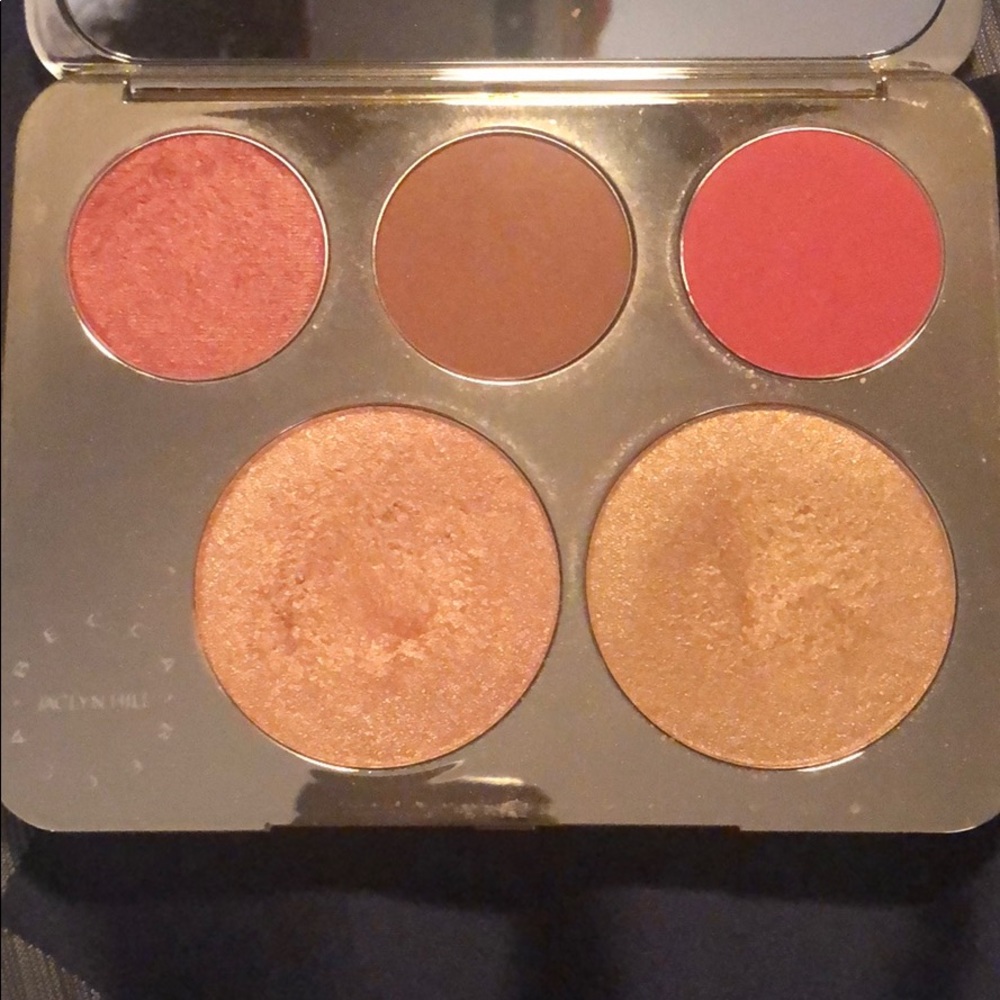 Becca Jaclyn hill champagne face palette